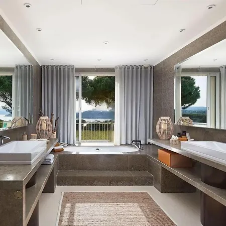 6br - Bay Of The Canebiers Villa Saint-Tropez